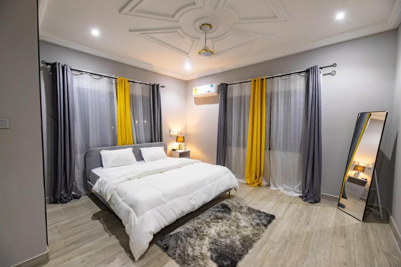 Cloud9 Apartments Акра Екстериор снимка