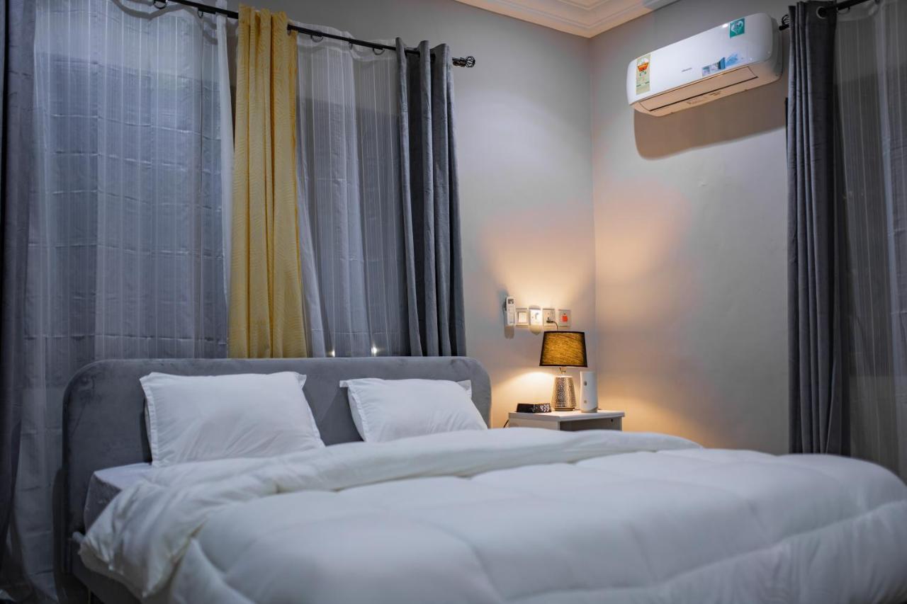 Cloud9 Apartments Акра Екстериор снимка
