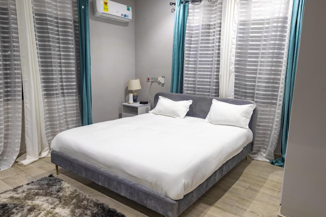 Cloud9 Apartments Акра Екстериор снимка